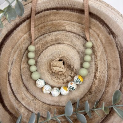 Collier d'allaitement printemps doré