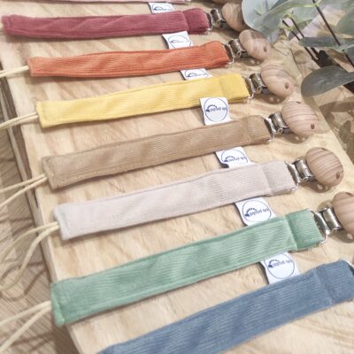 attache tétine velours côtelé