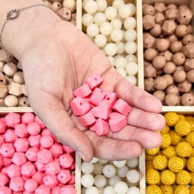 Perle cœur - existe en plusieurs couleurs