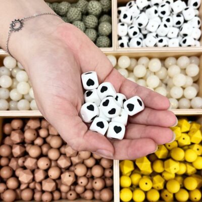 Perle à motif coeur - étoile