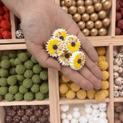 Perle tournesol papillon